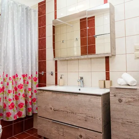 Esmeralda Zante House