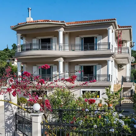 Esmeralda Zante House דירה